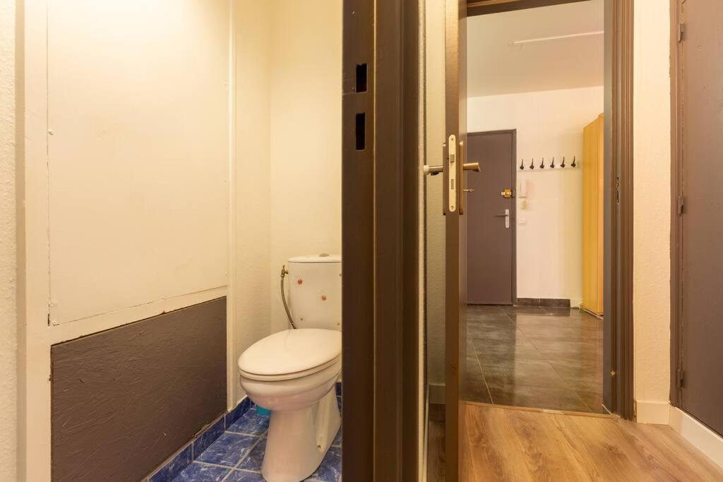 Superbe appartement spacieux avec parking gratuit Illzach Extérieur photo